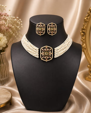 Black,White  Choker