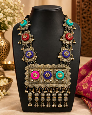 Multicolor Heritage Statement Set